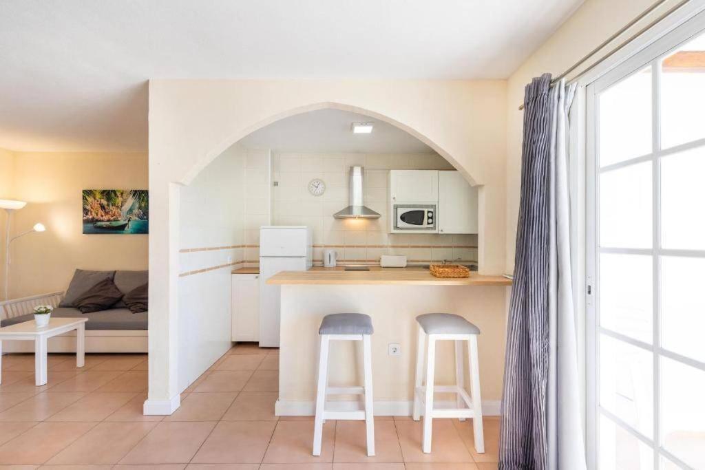 Carihuela Front Beach Торремолинос Экстерьер фото