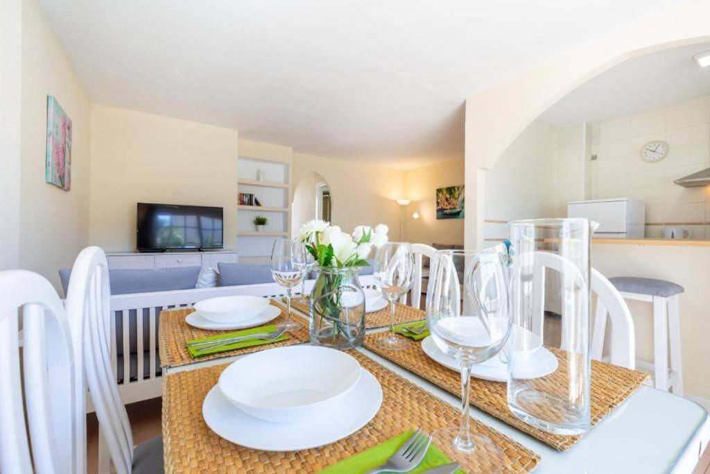 Carihuela Front Beach Торремолинос Экстерьер фото